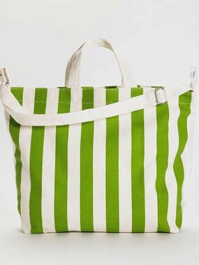 NWT BAGGU Horizontal Zip Duck Bag Green Awning Stripe